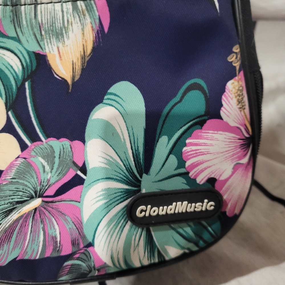 Cloud Music Floral Ukulele Bag with Tropical Print - Picture 5 of 5
